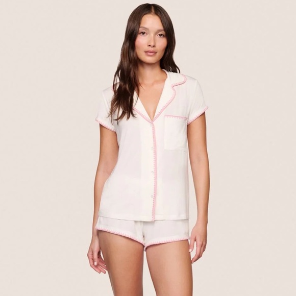 Frida TENCEL™ Modal Shortie Short PJ set in Ivory & Pink Size Small - Picture 2 of 12